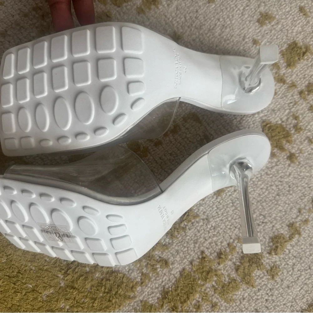 Bottega Veneta White Heeled Sandals - Picture 3 of 8